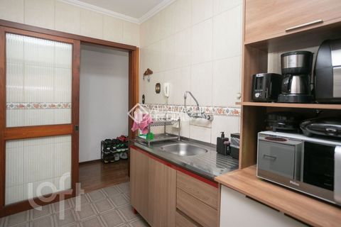 Image 4 - 835357