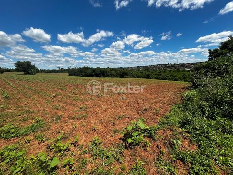 Image 1 - 835561