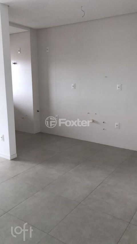 Image 3 - 835585