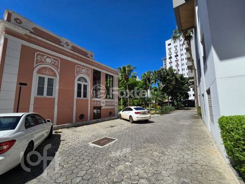 Image 6 - 835636