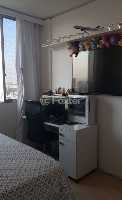 Image 4 - 835743