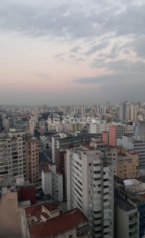 Image 7 - 835743