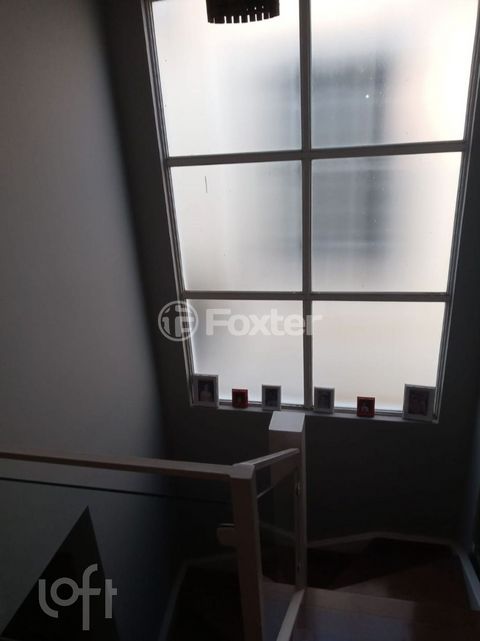 Image 5 - 836425