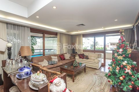 Image 11 - 836772
