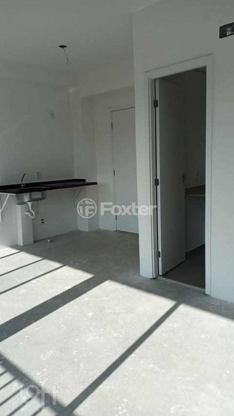 Image 3 - 836779