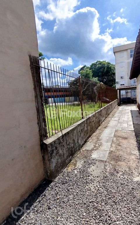 Image 2 - 836943