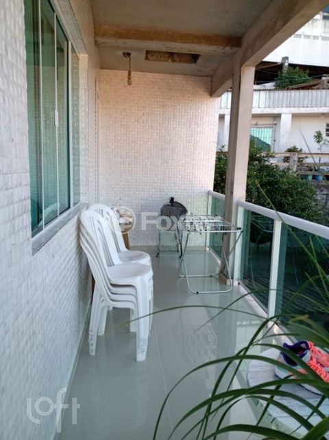 Image 9 - 837117