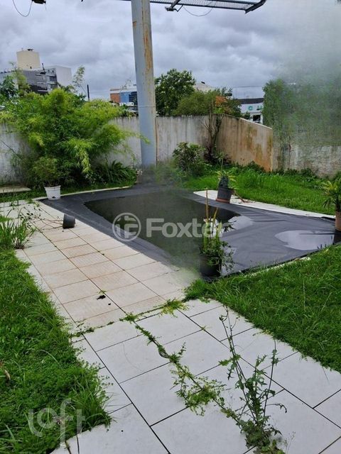 Image 6 - 837152