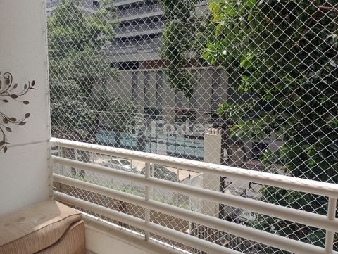 Image 8 - 837164