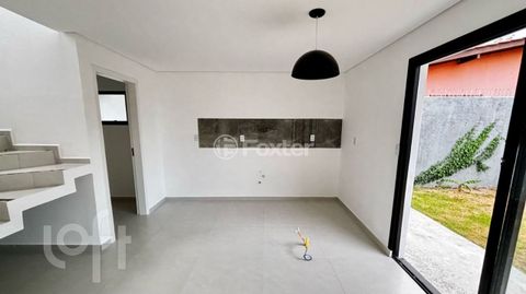 Image 6 - 837310