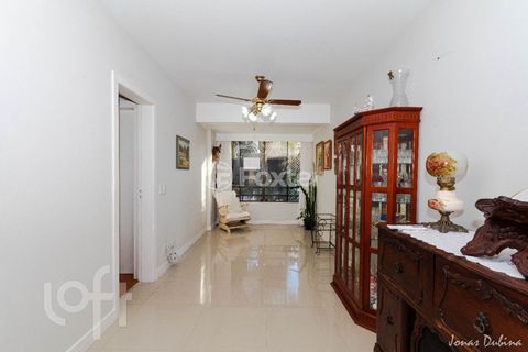 Image 3 - 837487