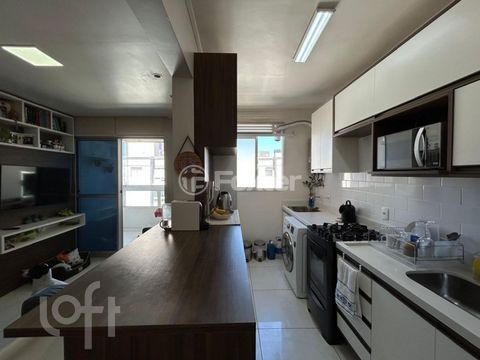 Image 3 - 837515