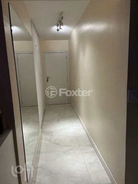 Image 3 - 837535