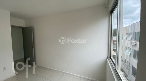 Image 4 - 837546