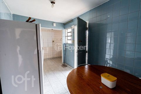 Image 3 - 837635