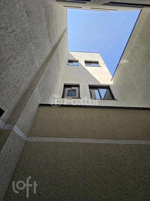 Image 8 - 837650