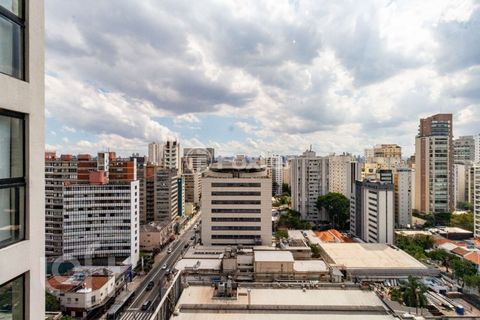 Image 8 - 837694
