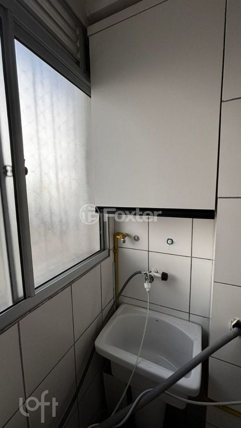 Image 8 - 837823