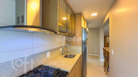 Image 9 - 837843