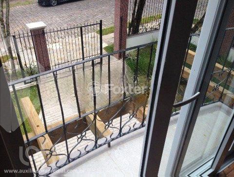 Image 6 - 837863