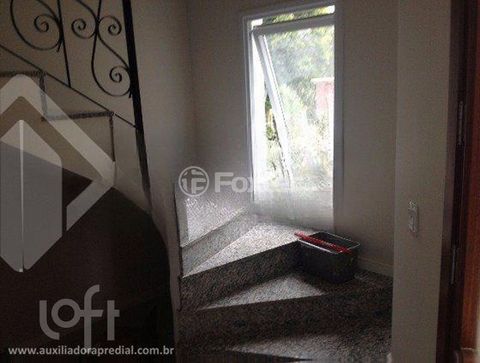 Image 5 - 837863