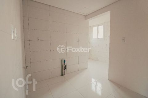Image 3 - 837892