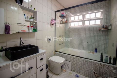Image 8 - 838472