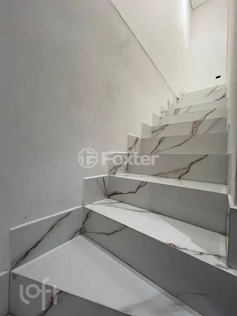 Image 6 - 838575