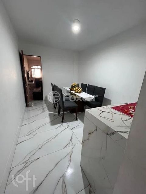 Image 2 - 838575