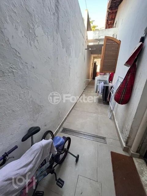 Image 5 - 838575