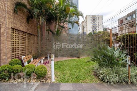 Image 7 - 838607