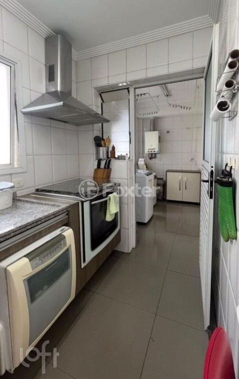 Image 6 - 838811