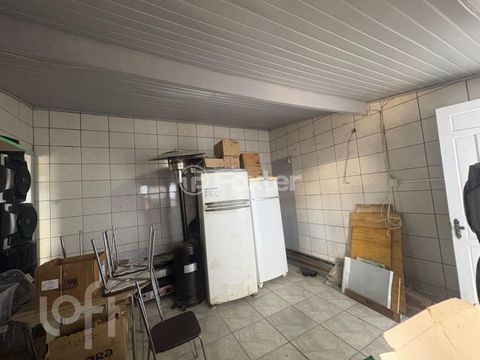 Image 6 - 838992