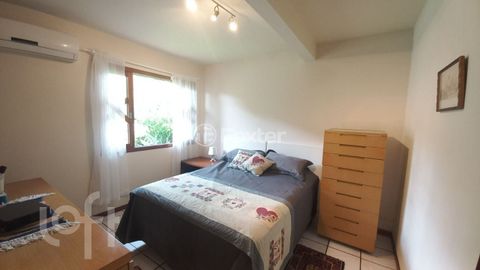 Image 19 - 839154