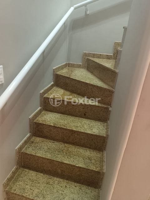 Image 9 - 839246
