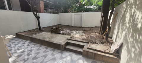 Image 1 - 839293