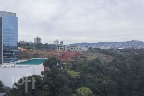 Image 11 - 839312