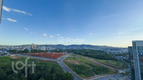 Image 17 - 839557