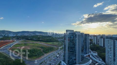 Image 16 - 839557
