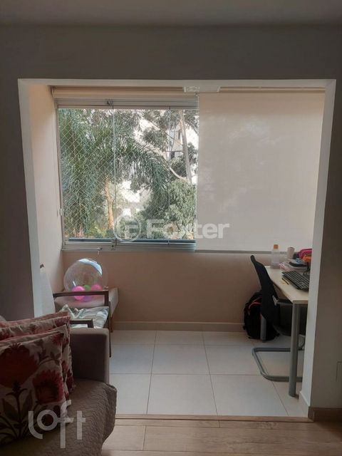 Image 4 - 839932