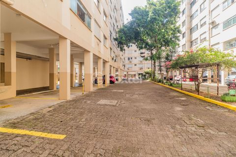 Image 17 - 840036