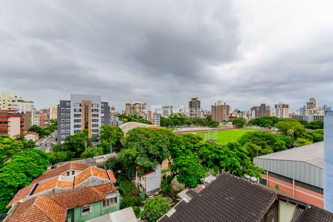 Image 10 - 840045
