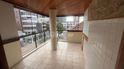 Image 8 - 840083