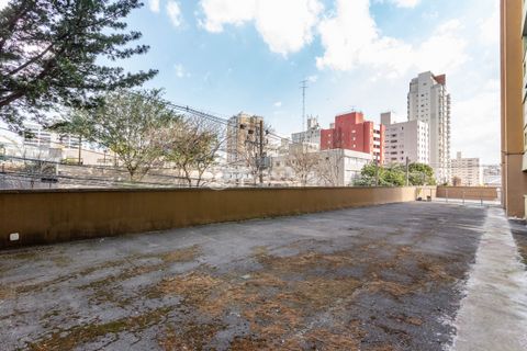 Image 11 - 840158