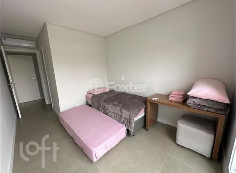 Image 8 - 840190