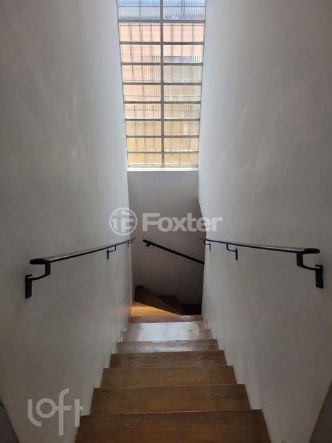 Image 7 - 840326