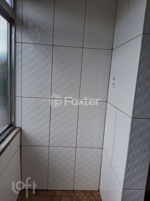 Image 4 - 840339
