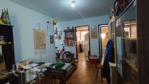 Image 16 - 840424