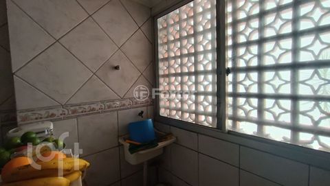 Image 6 - 840424