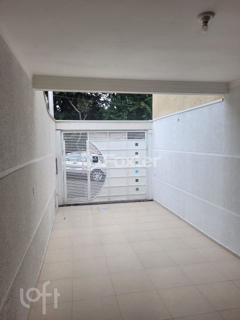 Image 12 - 840427